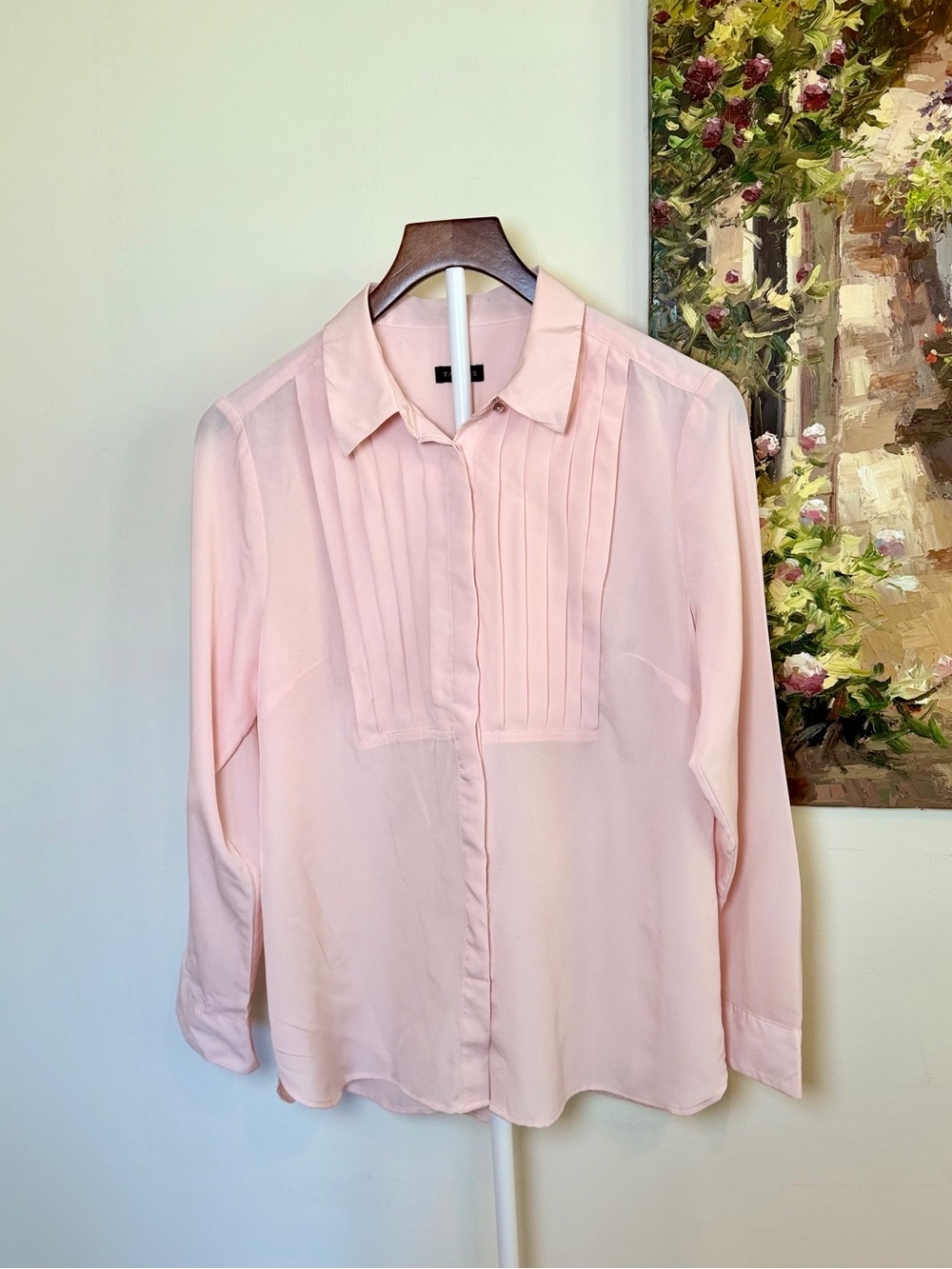Talbots Pale Pink Pintuck Blouse Long Sleeve Button Front Collared Medium